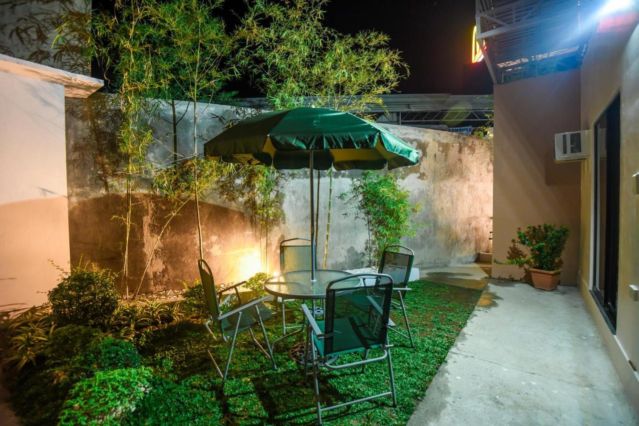 Ett Hometel Kalibo Exteriér fotografie
